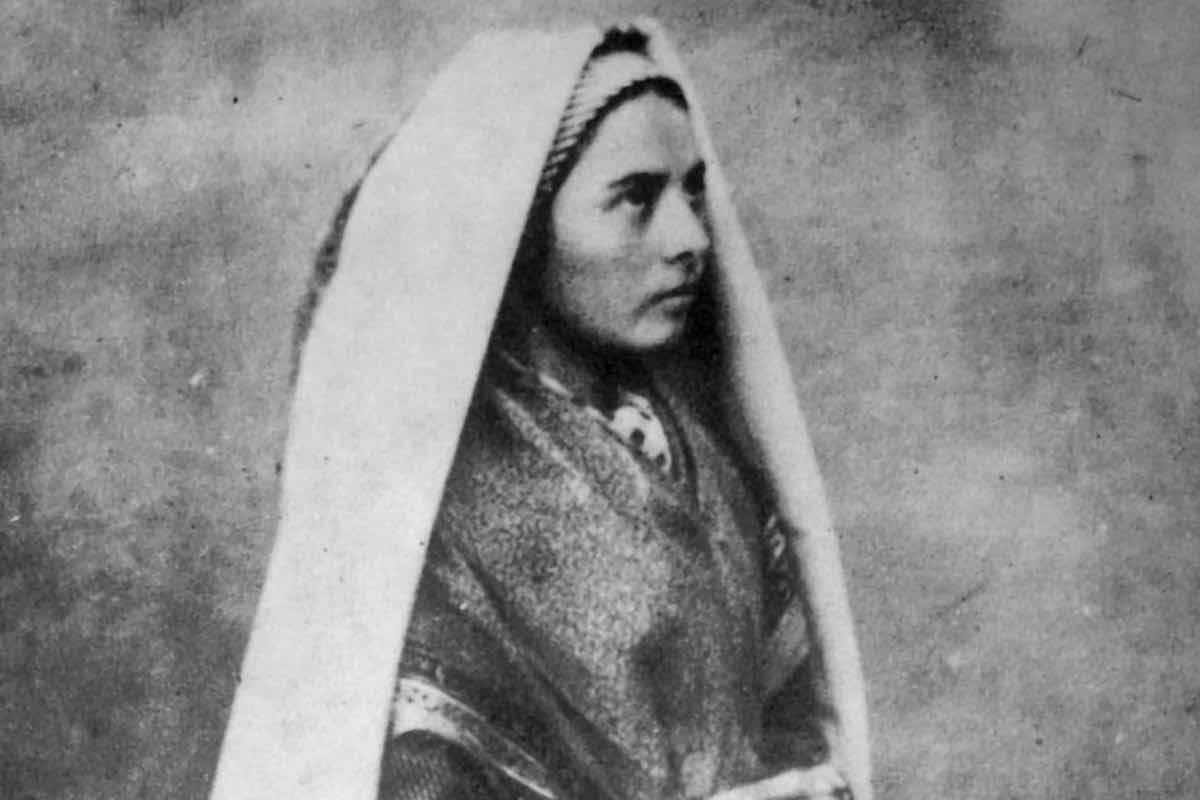 Bernadette nacque il 7 gennaio 1844 in una famiglia di mugnai.