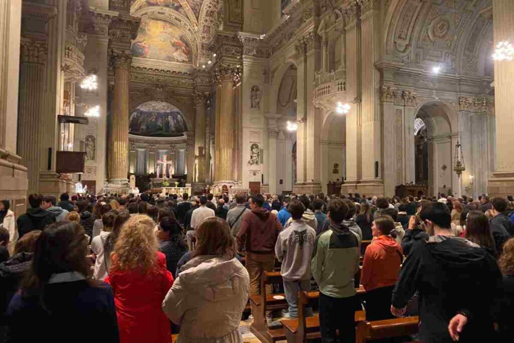 La preghiera del Credo, perché ce sono due? Storia, differenze