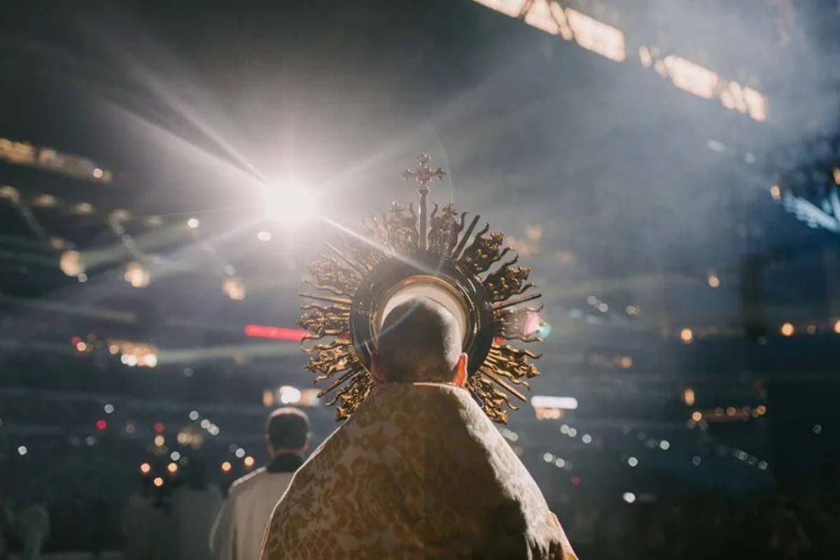 È stato annunciato il percorso della National Eucharistic Pilgrimage 2025, che porterà Cristo nell'Eucaristia per 5.310 chilometri da Indianapolis a Los Angeles a partire da maggio
