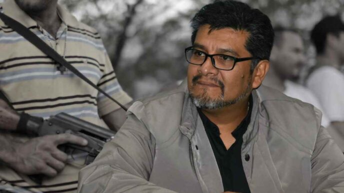 Un sacerdote-giornalista sfida la criminalità in Messico