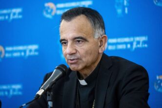 Promuovere il Vangelo: ridurre la burocrazia per una Chiesa più efficace