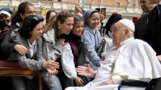 Papa Francesco sorpresa nella Domenica delle Palme: seconda comparsa in Piazza San Pietro