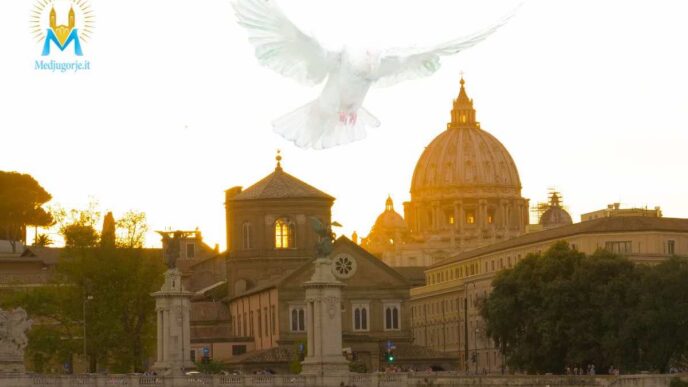 Telecamere, giornalisti e fedeli osservano con trepidazione la Cappella Sistina, aspettando il segnale del fumo bianco