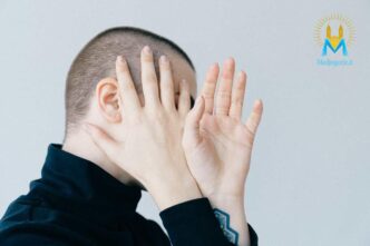 Il peccato nascosto è come una ferita non curata, un dolore che si insinua nell’anima e la tormenta, fino a che non viene guarito dalla misericordia di Dio.