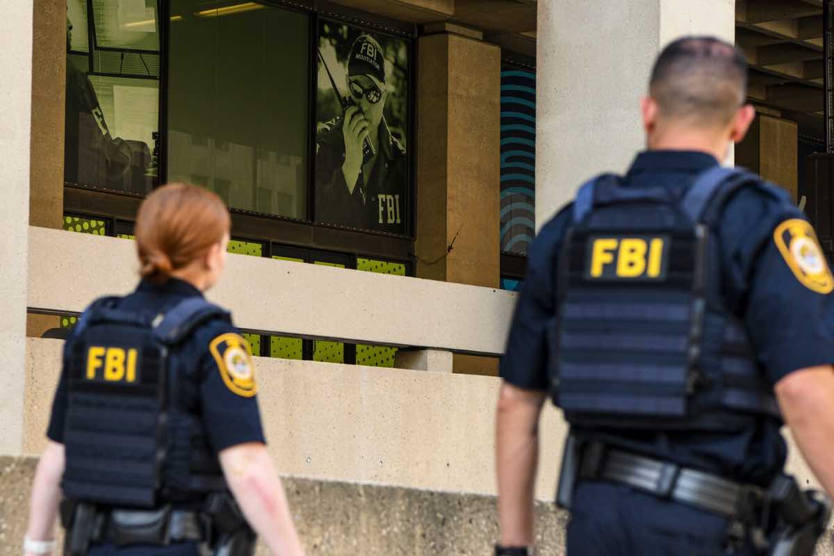 Il senatore Chuck Grassley, presidente della Commissione Giustizia, ha recentemente rivelato che le operazioni di sorveglianza anticattolica erano più diffuse di quanto si pensasse