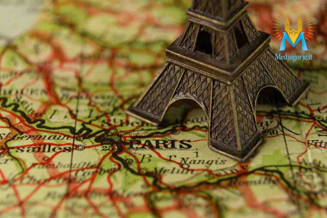 La Cattedrale di Notre-Dame ha riaffermato la sua centralità culturale e spirituale in Francia, accogliendo più di 6 milioni di visitatori dalla sua riapertura avvenuta il 7 dicembre 2024.