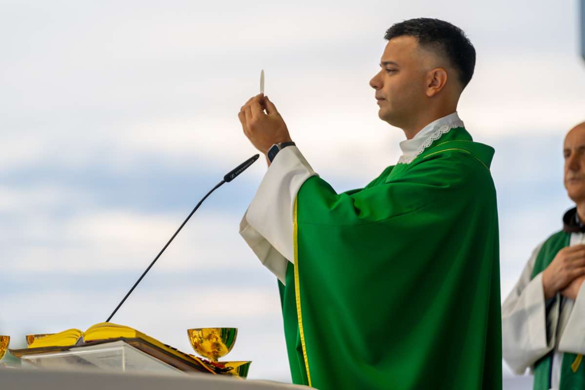 A spiegare il senso profondo del tema "Ad fontem!" è fra Zvonimir Pavičić, parroco di Medjugorje