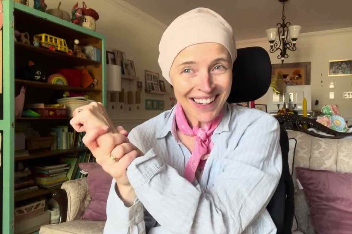 Una voce le suggerì: «Prega Gesù». Senza sapere neanche a chi si stesse rivolgendo, Josée-Anne pronunciò le sue prime parole cristiane: «Ciao, Gesù, sono Josée-Anne»