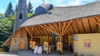 Negli anni, il luogo è diventato meta di pellegrinaggi, raccogliendo intorno a sé una fervente devozione popolare. Tuttavia, fino ad oggi, mancava una presa di posizione ufficiale da parte delle autorità ecclesiastiche