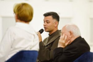L’arcivescovo Cavalli e fra Zvonimir Pavičić presentano il programma di quest’anno