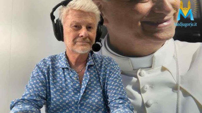 Ron ha trasformato l’ambiente in un luogo di emozione e condivisione grazie a una semplice chitarra e alla sua voce unica.