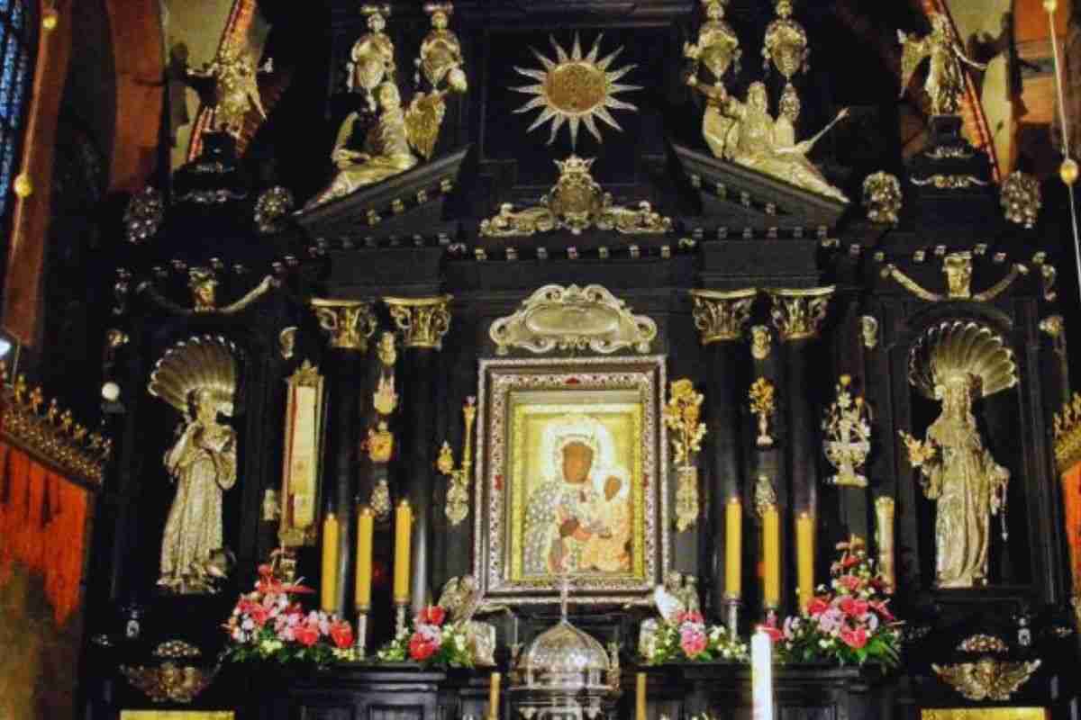 la devozione alla madonna nera
