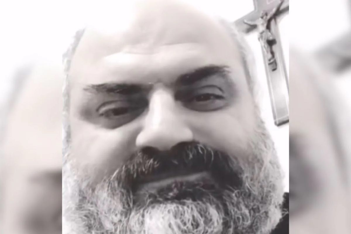 Era una persona normale, senza nemici. Faceva video per parlare di Dio. Quando sono arrivata, era già morto