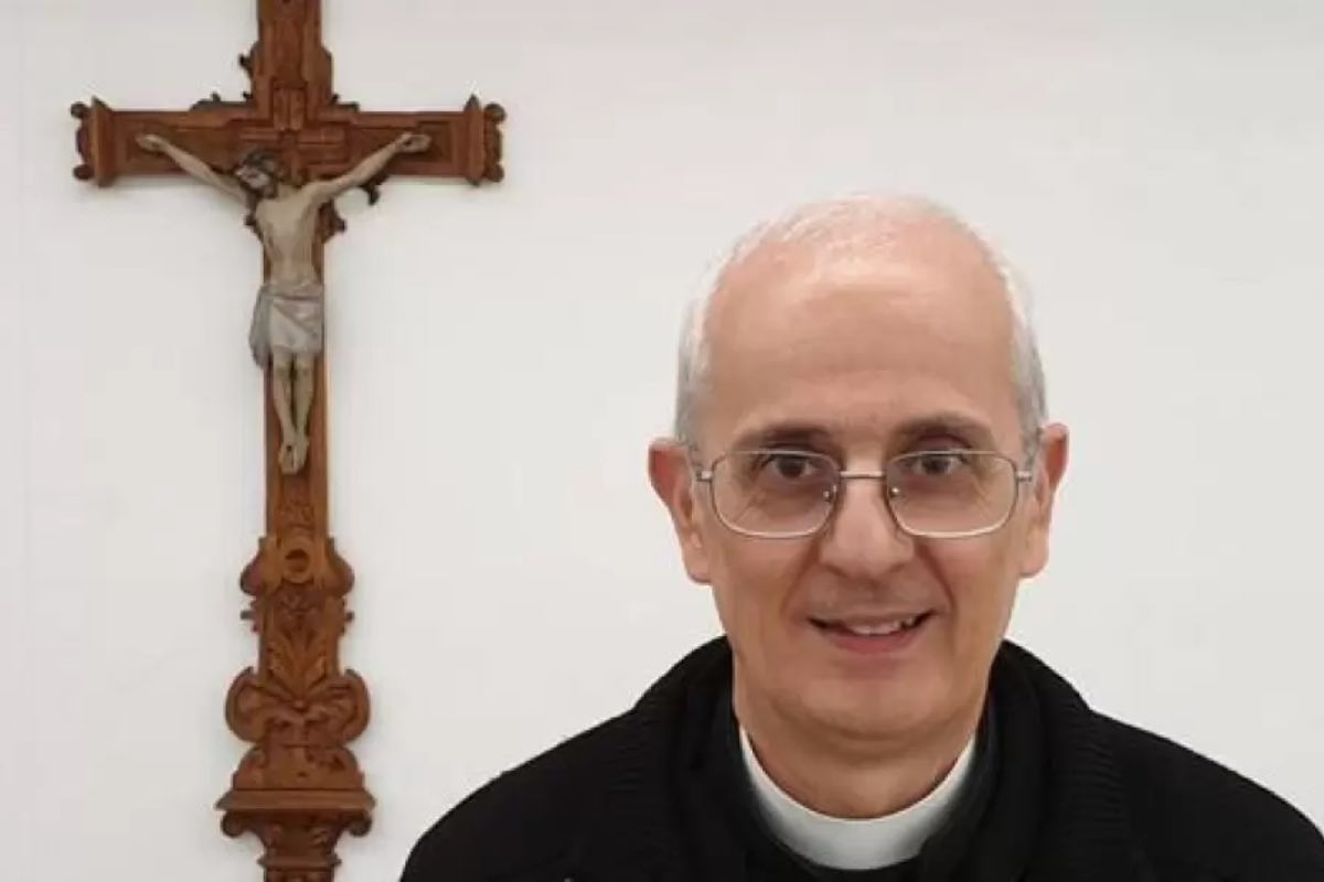 Padre Francesco Bamonte, vicepresidente dell’AIE, ha voluto mettere in guardia i confratelli su un pericolo sempre più diffuso: la parapsicologia