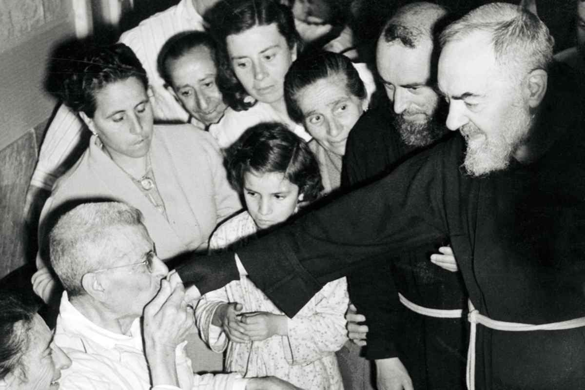 padre pio e gli ammalati