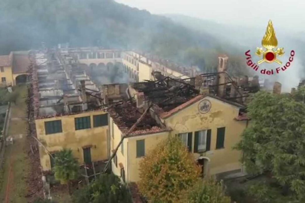incendio monastero