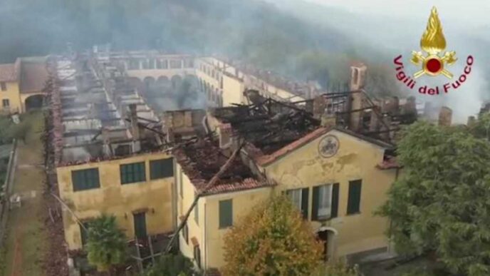 incendio monastero