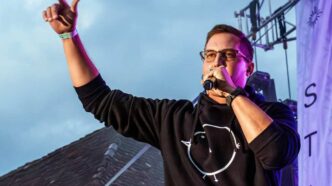 Ha abbandonato la fede, oggi è il rapper di Dio