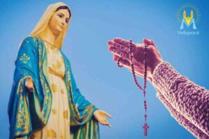 perchè la Madonna dice di pregare il rosario?