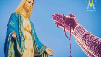 perchè la Madonna dice di pregare il rosario?