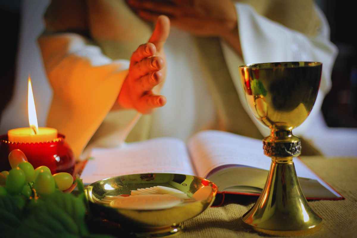 la storia del privilegio delle tre messe