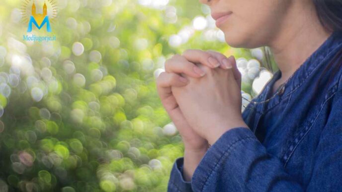 Persona in preghiera