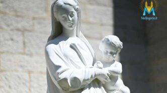 Statua della Vergine Maria