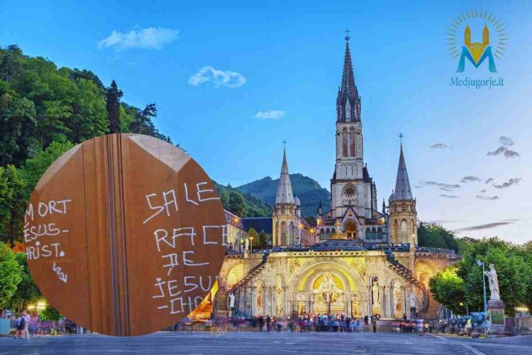 atti vandalici a lourdes