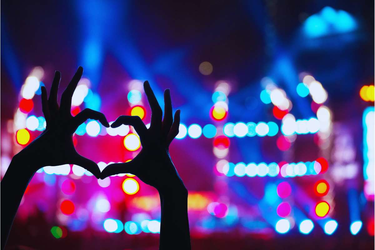 concerto natalizio non-stop di sette giorni