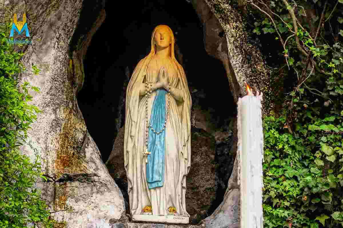 lourdes apparizioni madonna