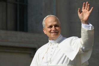 papa leone personaggio anno 2025