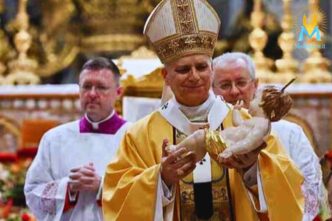 papa leone alla messa di natale