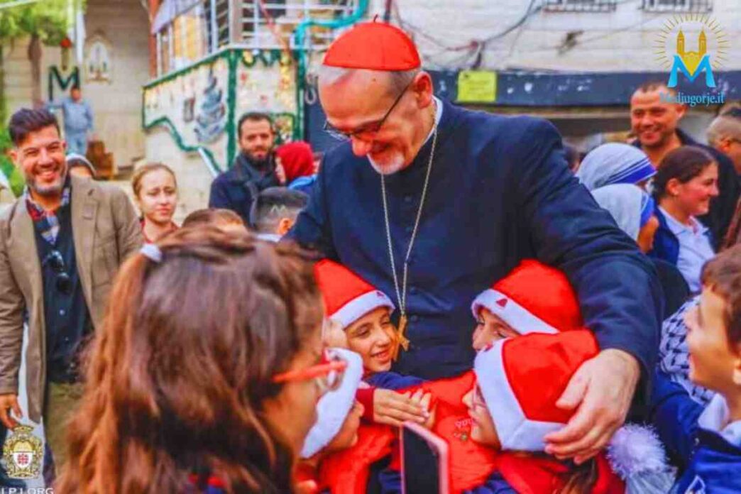 il card pizzaballa visita parrocchia di gaza