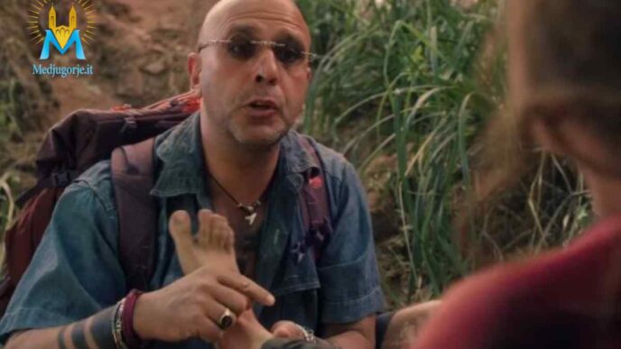 Checco Zalone in una scena del film Buen Camino