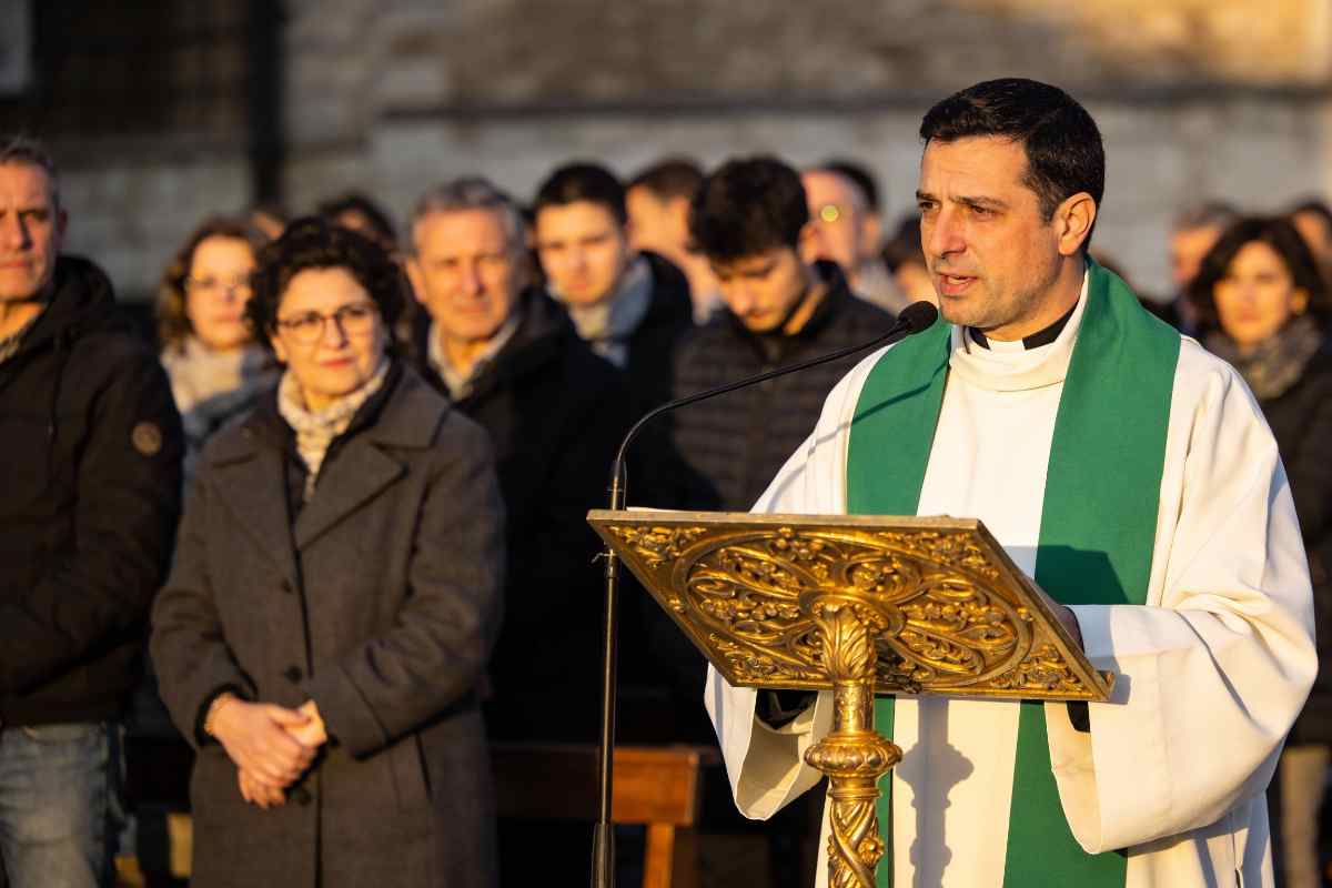 Vangelo di oggi 16 gennaio: "La fede che apre il cuore"