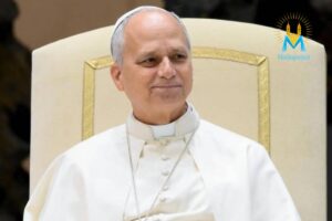 Papa Leone XIV sorride