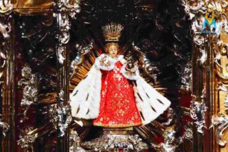 la statua di gesù bambino di praga