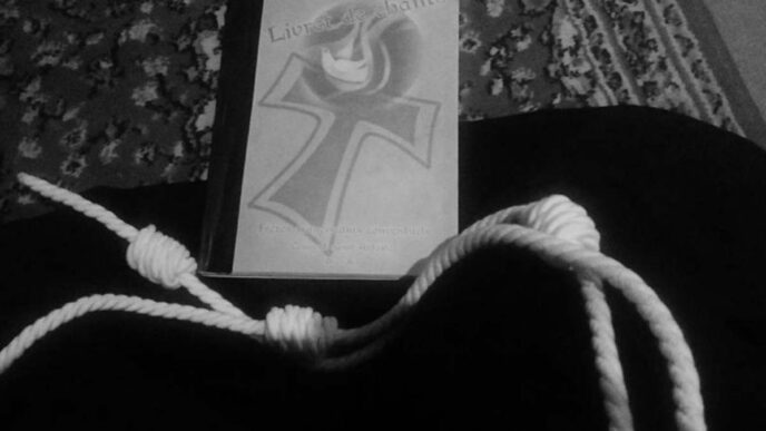 cordone francescano 3 nodi significato