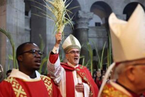 Il cardinale Pierbattista Pizzaballa, Patriarca latino di Gerusalemme, ha reso noto che quest’anno le celebrazioni della Settimana Santa subiranno delle importanti modifiche a causa della grave situazione che continua a evolversi.