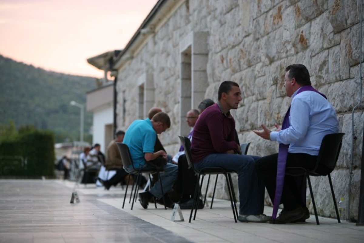 Una delle esperienze più significative che visse fu la confessione. Fu proprio nel sacramento della confessione che padre Dermot lasciò andare il peso delle sue sofferenze, trovando conforto e pace