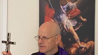 Rossetti ha identificato sette fattori principali che permettono ai demoni di “nutrirsi” e radicarsi nella vita di una persona.