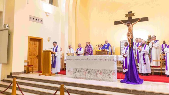 Fra Branimir Musa ha condiviso un messaggio profondo sull'importanza del servizio a Dio e sulla chiamata che le apparizioni della Madonna ci rivolgono ogni giorno.