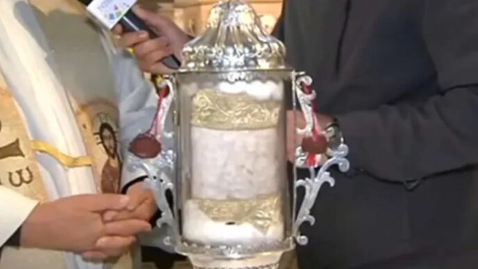 Nel XIII secolo, a Gruaro, un piccolo comune del Veneto, accadde un evento straordinario che, ancora oggi, racconta di una fede capace di sfidare le leggi della natura.