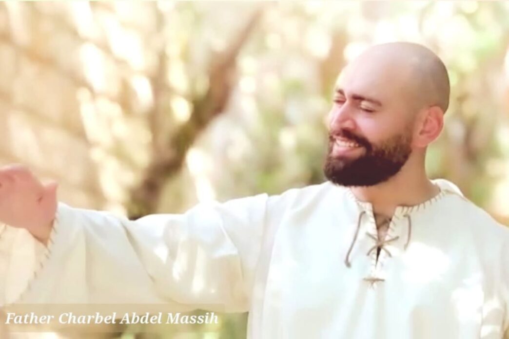 Intervista a Don Charbel che ci spiega l'importanza della Pasqua