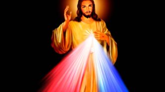 La Domenica della Divina Misericordia cade la prima domenica dopo Pasqua. Nel 2026 sarà il 12 aprile. Non è una ricorrenza secondaria. Secondo molti sacerdoti, tra cui padre Chris Alar, è il giorno più carico di grazia dell’anno