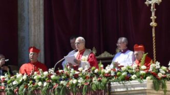 Quando il Card. Ernest Simoni ricorda i momenti che hanno segnato la sua vita sacerdotale, le parole non bastano per descrivere ciò che ha vissuto. «Mai avrei pensato di arrivare a festeggiare il mio 70° anniversario di sacerdozio»