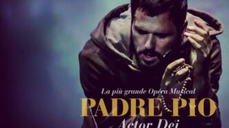 Non è solo uno spettacolo quello che Attilio Fontana porta in scena con Padre Pio – Actor Dei. C’è dentro un rapporto personale che si è costruito nel tempo, quasi senza volerlo. All’inizio, racconta, c’era più esitazione che entusiasmo