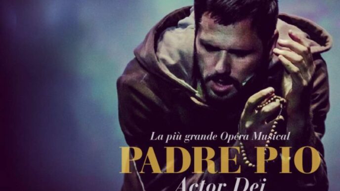Non è solo uno spettacolo quello che Attilio Fontana porta in scena con Padre Pio – Actor Dei. C’è dentro un rapporto personale che si è costruito nel tempo, quasi senza volerlo. All’inizio, racconta, c’era più esitazione che entusiasmo
