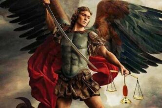 Guerre, tensioni, parole forti. E dentro tutto questo, una voce che insiste sulla pace mentre altri alzano i toni. Non è solo diplomazia: c’è qualcosa di più profondo che tocca anche la vita di ogni credente.