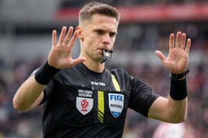 Damian Sylwestrzak non nasconde la sua fede nemmeno sul campo di calcio